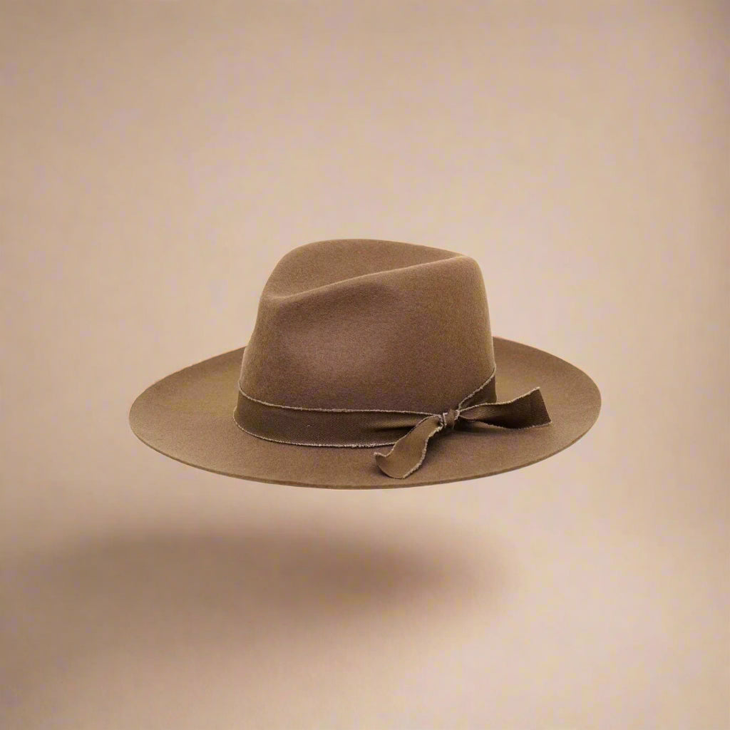Olive & Pique - KAIA - 100% Wool Felt Rancher, Satin Lined  display picture 1