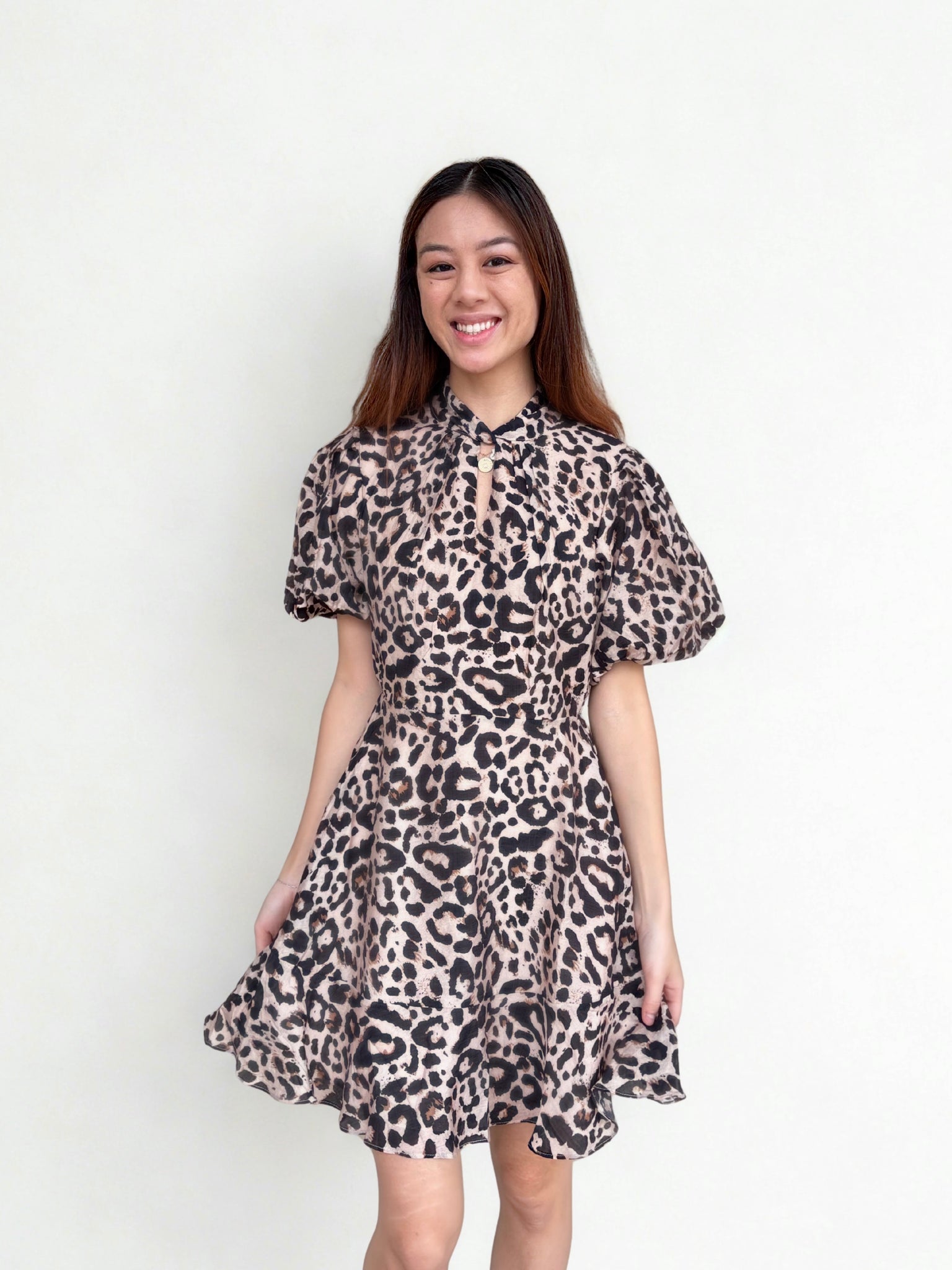 THML Wendy Puff Sleeve Cheetah Print Dress XS THML Wendy Puff Sleeve Cheetah Print Dress XS