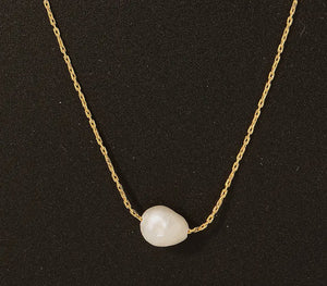 Addie Single Pearl Necklace