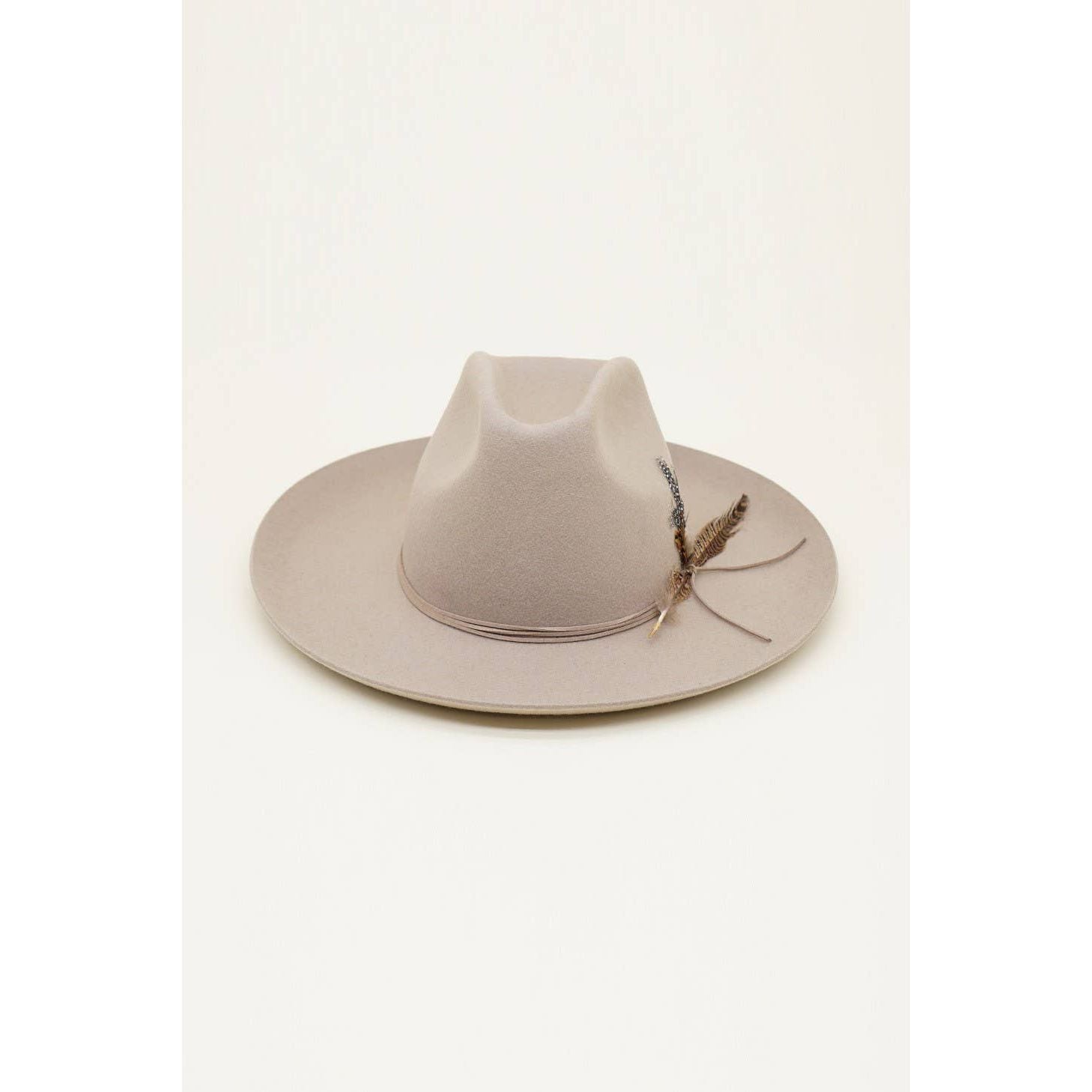 Olive + Pique Vida Panama Blush Beige Hat Hudson Mesh Panama in Blush main image 4