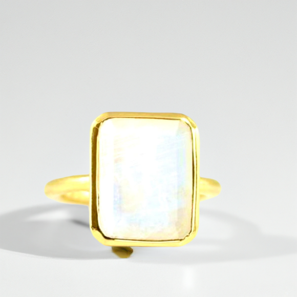 Amia Moonstone Large Square Stone Ring